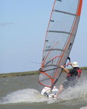 Chris sailing at Boggy Lake on Saturday the 10th of Febuary 2007
