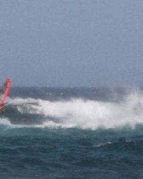 OES Twin Fins on Maui