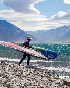 Windsurfing