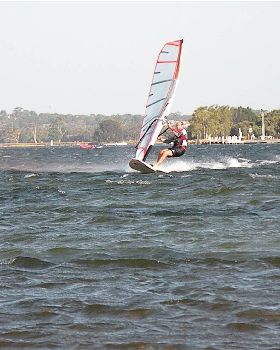 STRIBO IN FULL FLIGHT