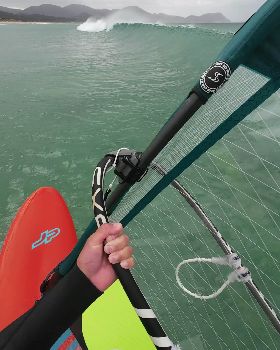 off the lip - frame at 0m17s