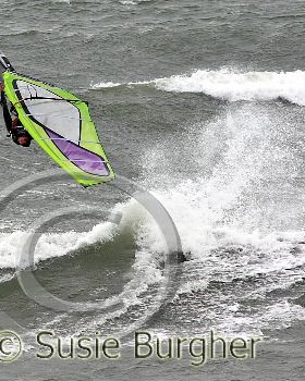 midcoast waves - Dean Ryles, ? and ?