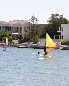 womsail