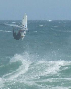 GAZZZZZA  and GREG  BURROWS  Olderrr cool schoolies show the crew up in the early bash