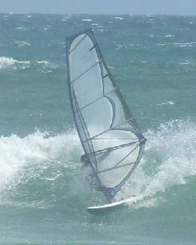 GAZZZZZA  and GREG  BURROWS  Olderrr cool schoolies show the crew up in the early bash