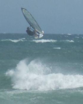 GAZZZZZA  and GREG  BURROWS  Olderrr cool schoolies show the crew up in the early bash