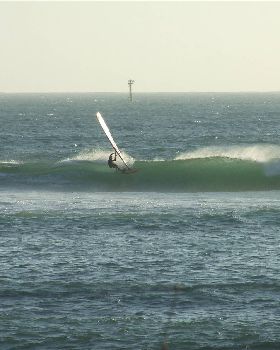 Ben AFP Boxing Kanga,South Lip Slide and Burrows looking into  Sunset  pipe to the big vag
