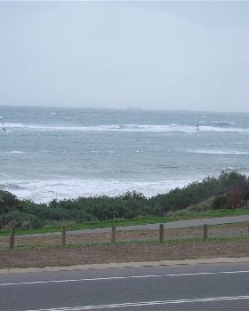 Windy as 30 to 40 kts, Pumping swell at St Georges,Wicked Speed runs
