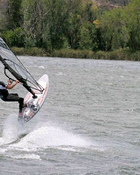 Windsurfing