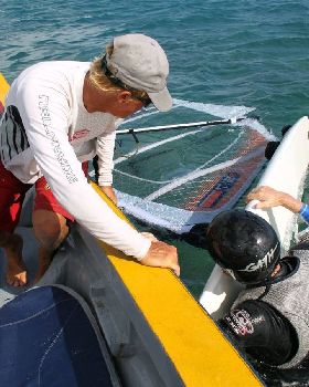 Unloading speed gear from boat