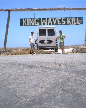 King waves kill