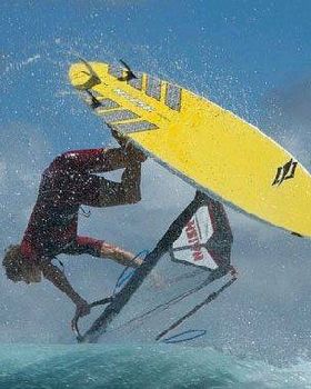 Naish 2011 Boards Tri Fin 01