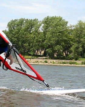 Windsurfing on a SUP - jumping boom