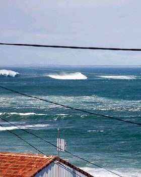 Gerroa - Friday August 13 - Main Break