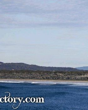 Gerroa - Wednesday 18 August - Main Break