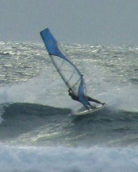 cold windy winter front 21 August 2010 Riders  JB and Langy squeezed a session down south