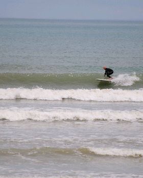 The wind didn't arrive but small wave SUPn was fun