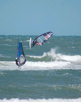 25 to 30 knots