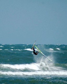 25 to 30 knots