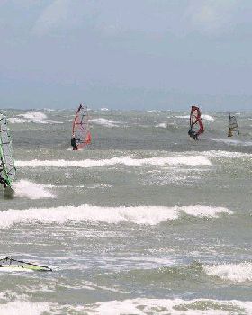 afternoon session gusts to 45knots