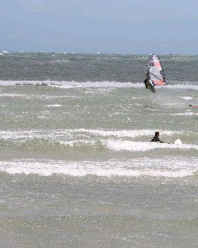 afternoon session gusts to 45knots