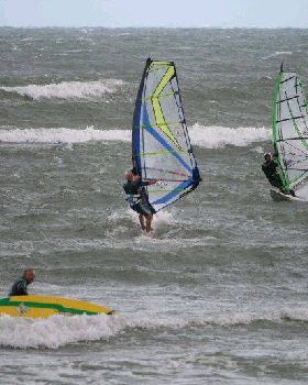 afternoon session gusts to 45knots