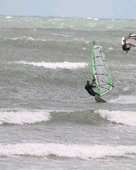 afternoon session gusts to 45knots