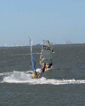 Windsurfing Dec 10 028A