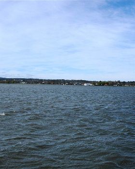 lake 003