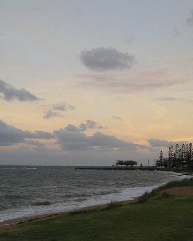 queen's Beach