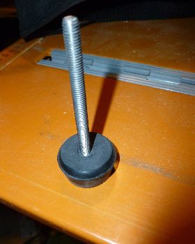 rubber stops for deep tuttle fin bolts