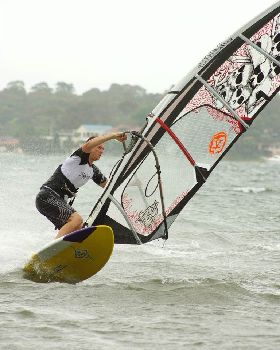Valentine Dec 27th 2011 - 25-30kts SSW