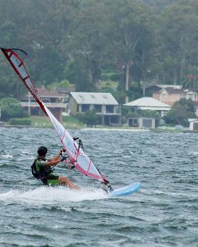 More Valentine Dec 2011 - 25 - 30kts +