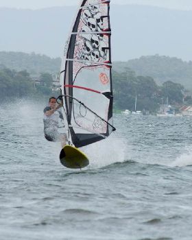 More Valentine Dec 2011 - 25 - 30kts +