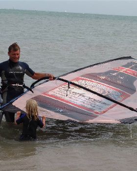 bud corona windsurfing 049