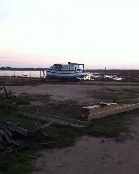 Miss Adventure Hollands Landing 001