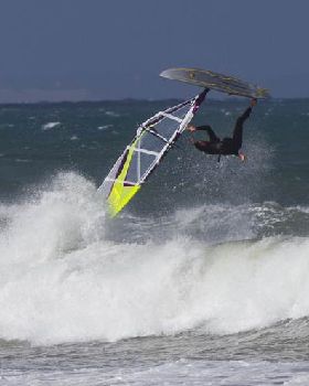 SHQ Sandy Point Wave clinic