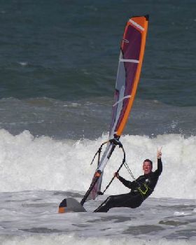 SHQ Sandy Point Wave clinic