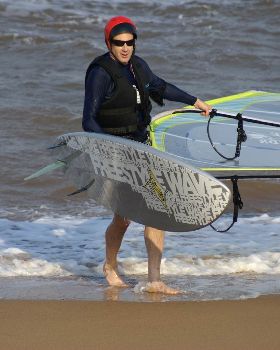 Queens beach haggar Small