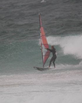 Duncan Sailing Maroubra Beach in a Southerly