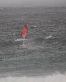 Duncan Sailing Maroubra in a Southerly
