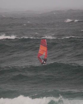 Duncan Sailing Maroubra in a Southerly