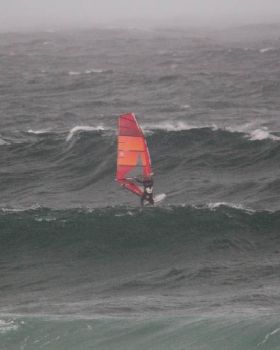 Duncan Sailing Maroubra in a Southerly