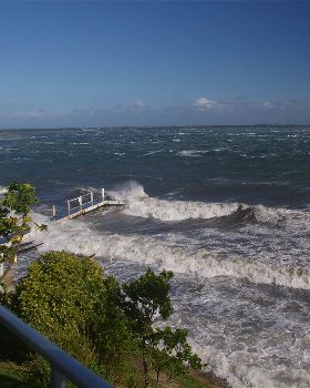 30-40kts+ end of Coal pt Lake macquarie
