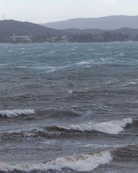 Valentine big Monday 22nd Oct 12 - 30kts -45kts