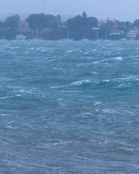 Valentine big Monday 22nd Oct 12 - 30kts -45kts
