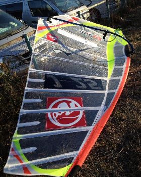 5.5 TR9  pic from windsurfing44