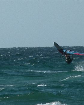 New Years Day 20-25knts WSW, Sunny, 25C
