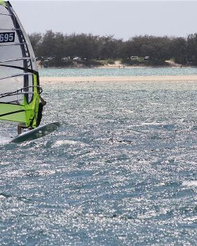 WIND 030113 124