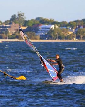 Wed slalom racing